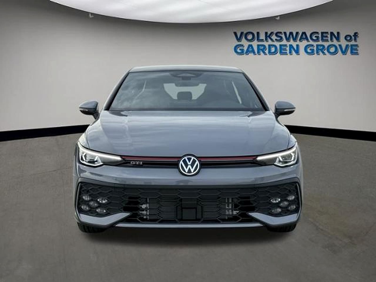 2026 Volkswagen Golf GTI SE | CarEdge | CarEdge