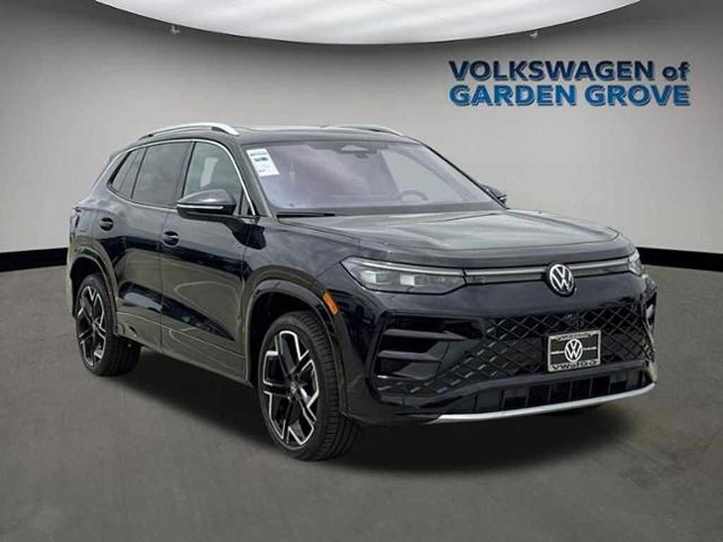 New 2026 Volkswagen Tiguan 2.0T SEL R-Line Turbo SUV