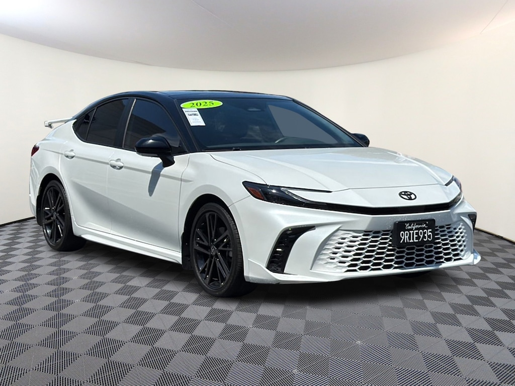 Used 2025 Toyota Camry XSE Sedan