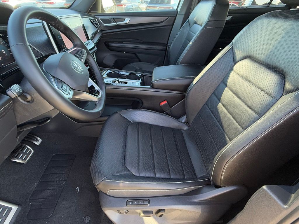 2026 Volkswagen Atlas Cross Sport SEL R-LINE - Photo 12