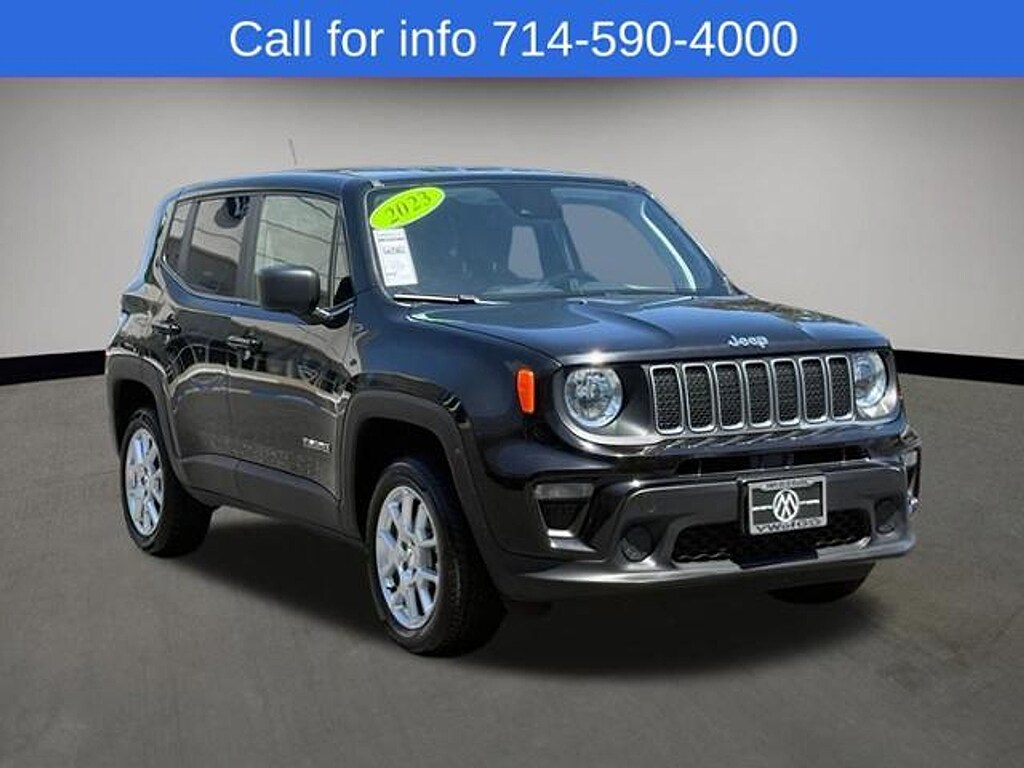 Used 2023 Jeep Renegade Latitude SUV