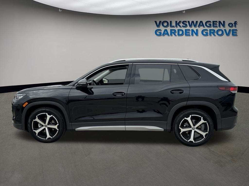 New 2025 Volkswagen Tiguan 2.0T SE SUV