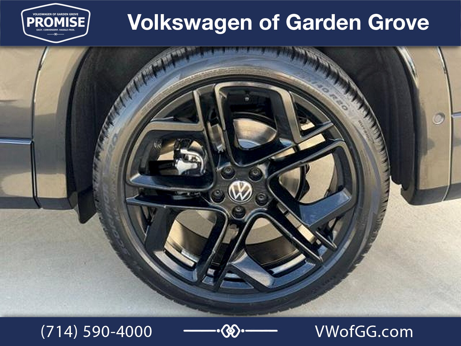 2026 Volkswagen Tiguan SE R-LINE BLACK - Photo 10