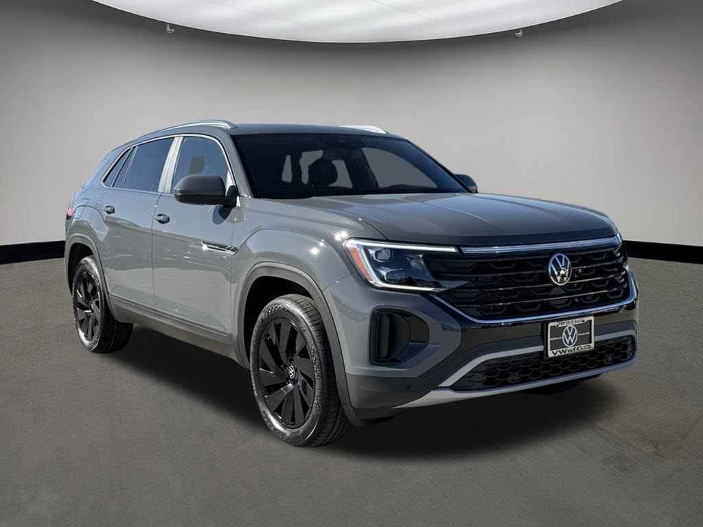 New 2026 Volkswagen Atlas Cross Sport 2.0T SE w/Technology SUV