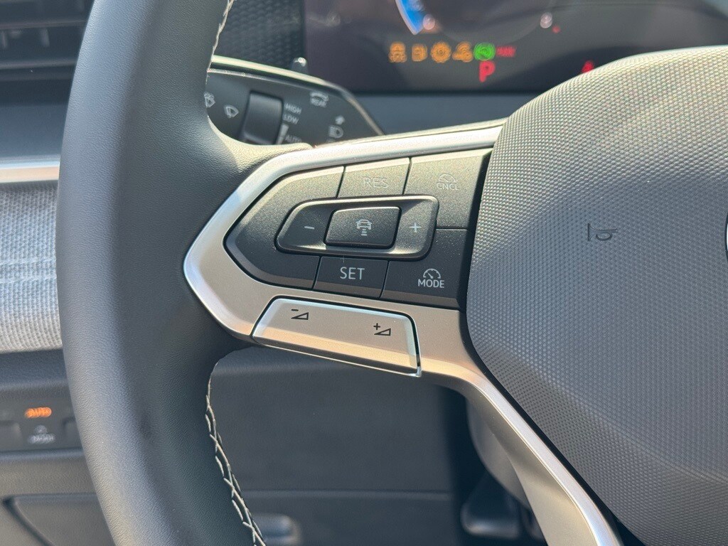 2025 Volkswagen Tiguan S - Photo 14