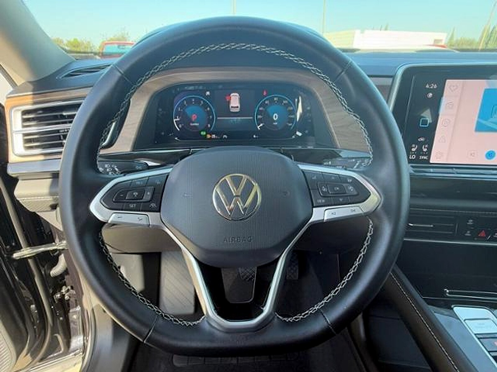 2026 Volkswagen Atlas SE w/Tech - Photo 13