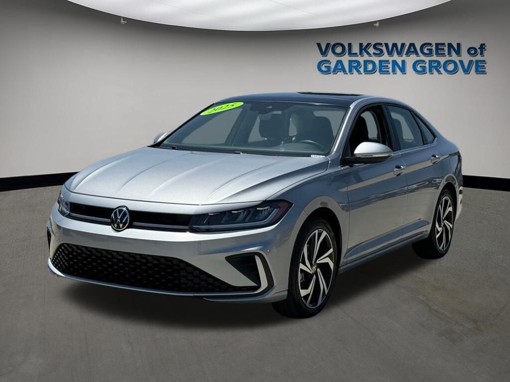 Used 2025 Volkswagen Jetta 1.5T SEL Sedan