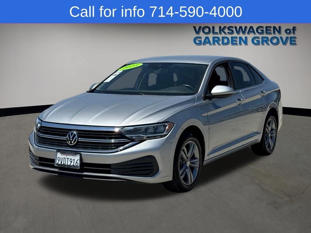 Used 2023 Volkswagen Jetta 1.5T SE Sedan