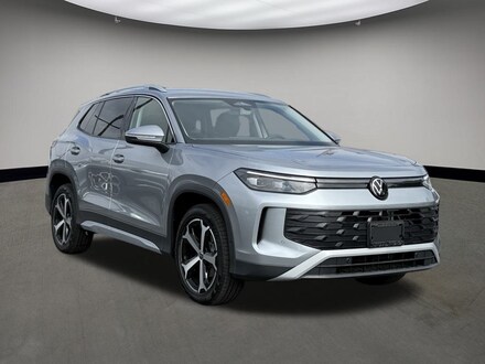 2025 Volkswagen Tiguan 2.0T SE SUV