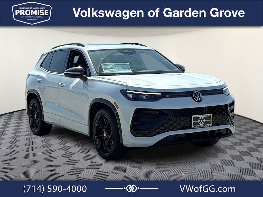New 2026 Volkswagen Tiguan SE R-Line Black SUV