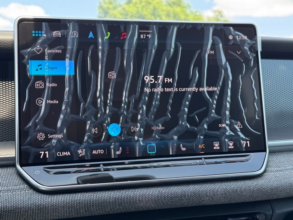 2025 Volkswagen Tiguan S - Photo 16