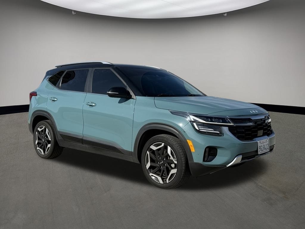 2024 Kia Seltos SX's photo