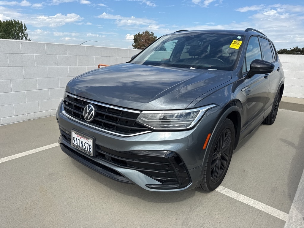 Used 2022 Volkswagen Tiguan 2.0T SE R-Line Black SUV