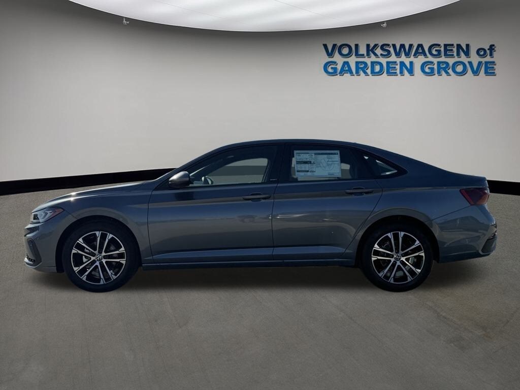 2026 Volkswagen Jetta 1.5T Sport photo 4