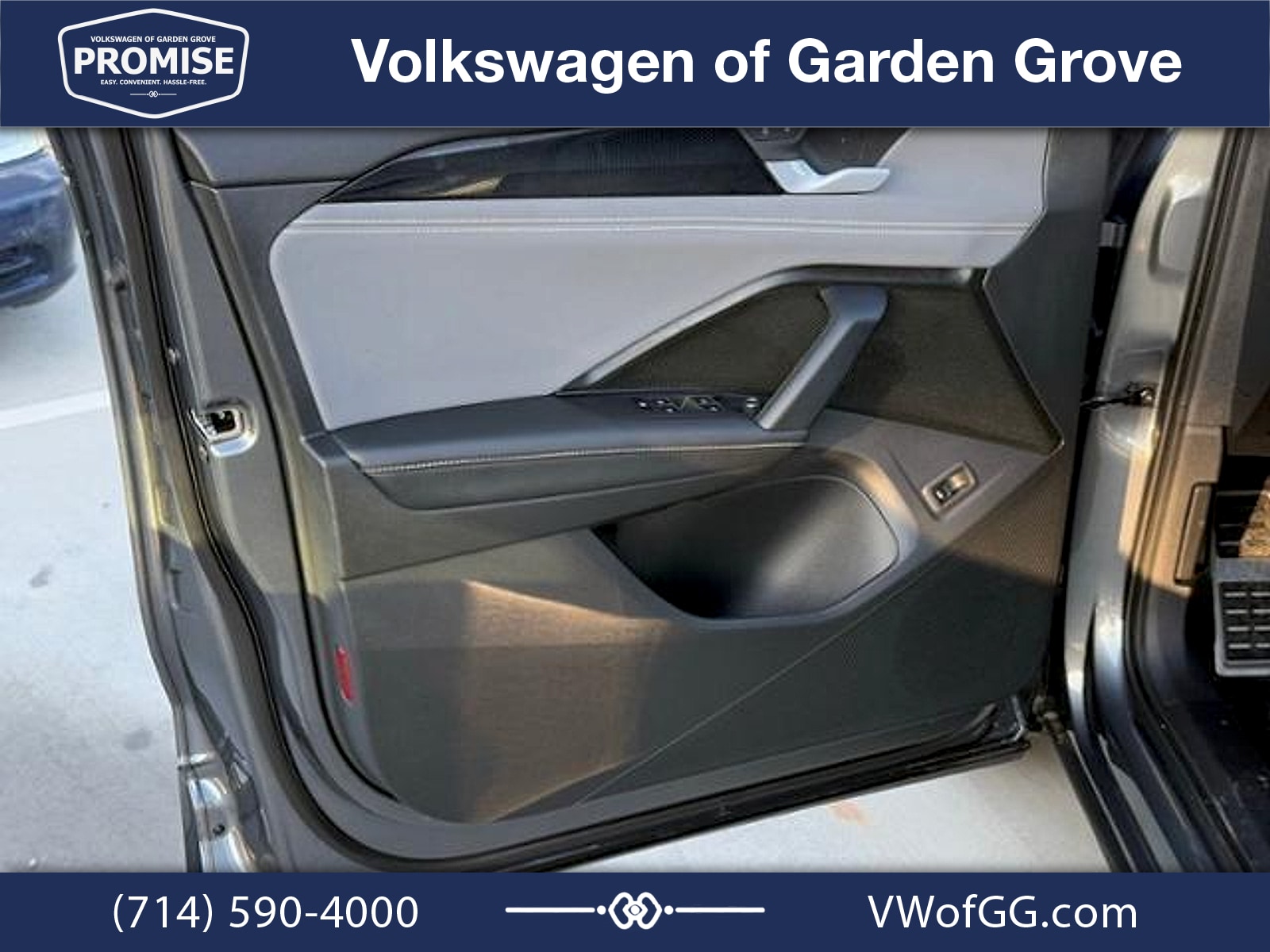 2026 Volkswagen Tiguan SE R-LINE BLACK - Photo 11