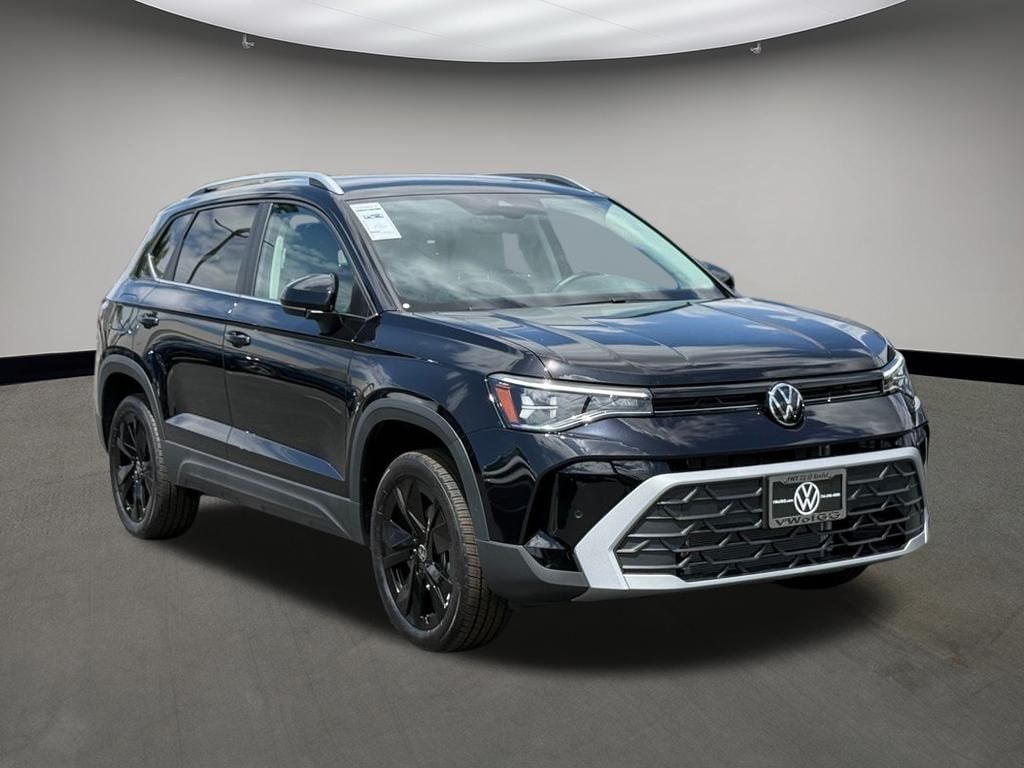 New 2026 Volkswagen Taos 1.5T SE SUV