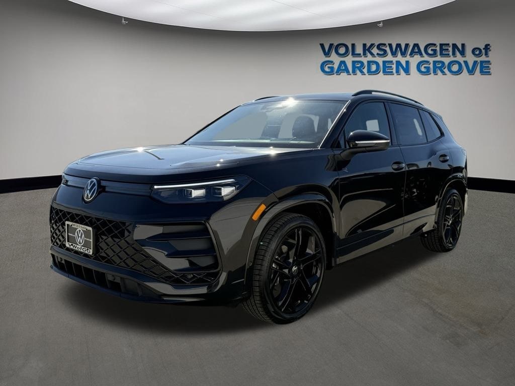New 2026 Volkswagen Tiguan 2.0T SE R-Line Black SUV