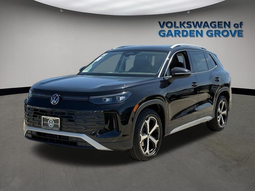 New 2026 Volkswagen Tiguan 2.0T SE SUV