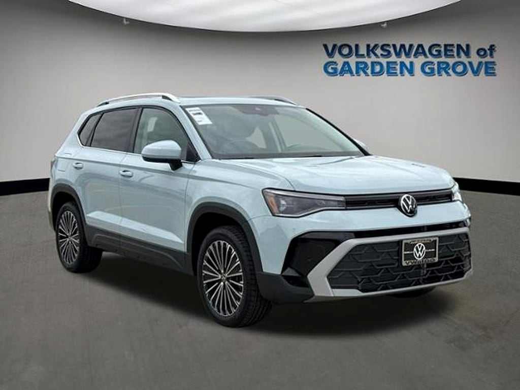 New 2026 Volkswagen Taos 1.5T SE SUV