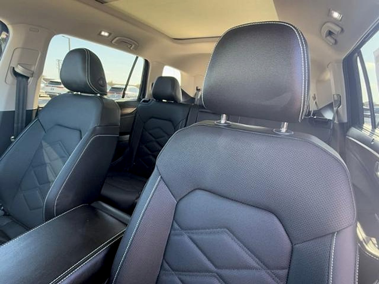 2026 Volkswagen Atlas SE w/Tech - Photo 12