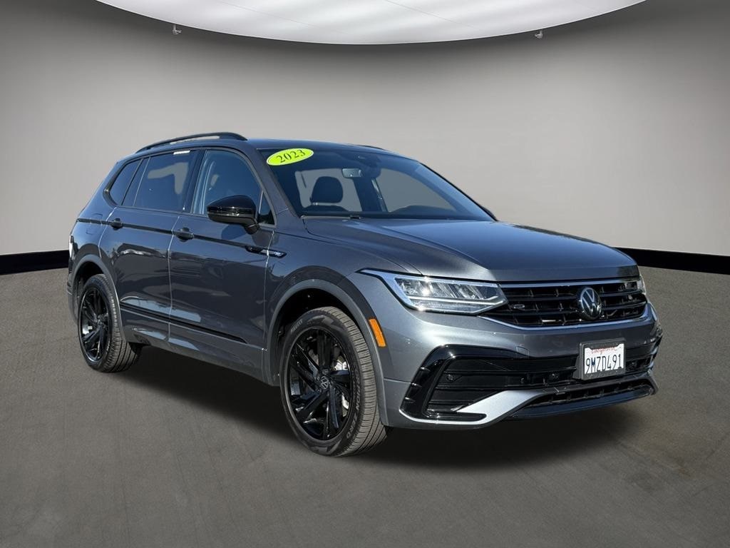 2024 Volkswagen Tiguan SE R-LINE BLACK