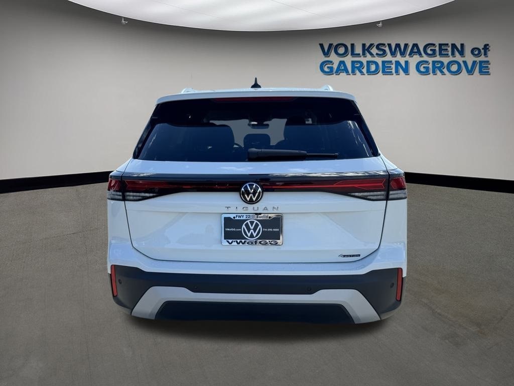 2025 Volkswagen Tiguan S - Photo 6