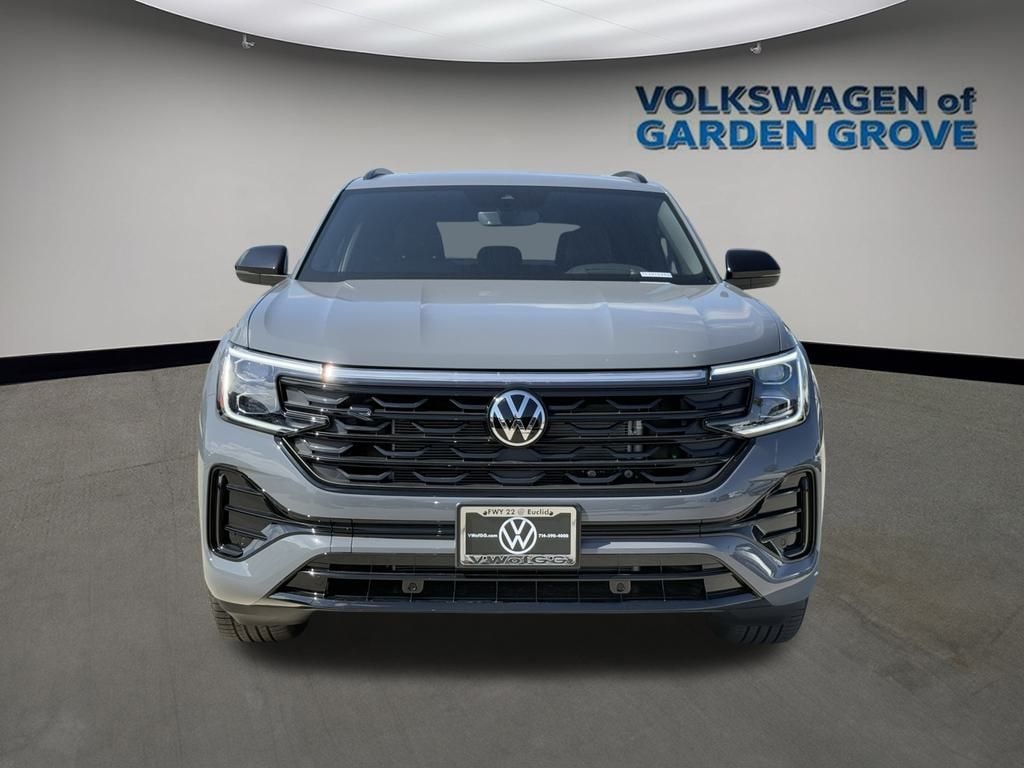 New 2026 Volkswagen Atlas Cross Sport 2.0T SEL R-Line Black SUV