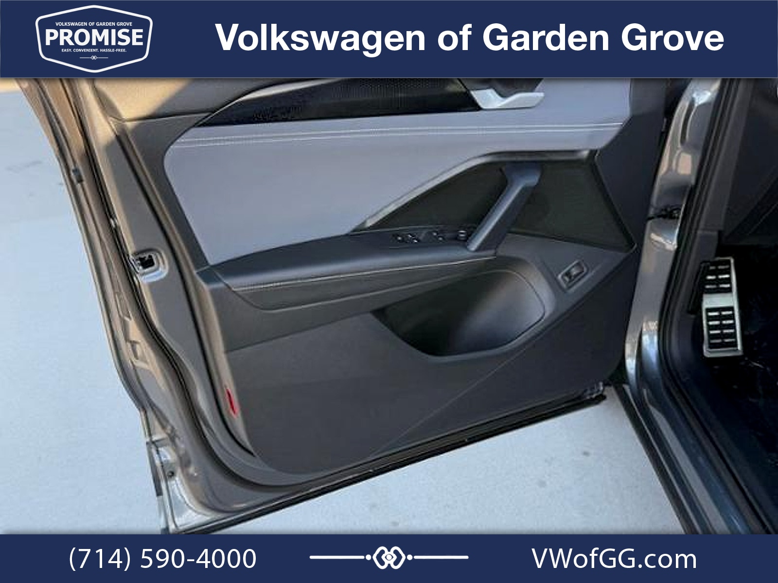 2026 Volkswagen Tiguan SE R-LINE BLACK - Photo 11