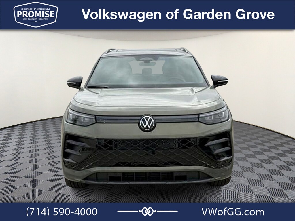 New 2026 Volkswagen Tiguan SE R-Line Black SUV