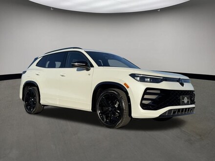 2026 Volkswagen Tiguan 2.0T SE R-Line Black SUV