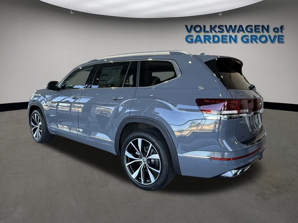 New 2026 Volkswagen Atlas 2.0T SEL Premium R-Line SUV