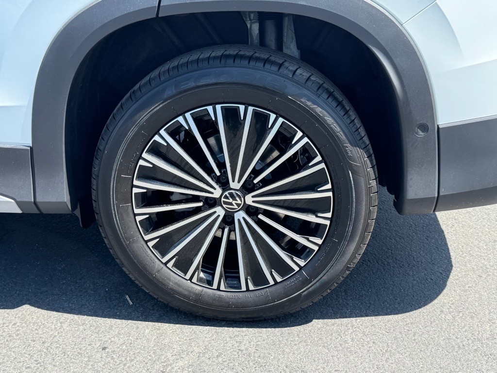 2025 Volkswagen Tiguan S - Photo 9