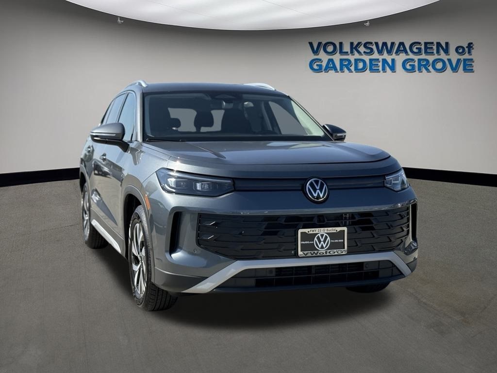 New 2025 Volkswagen Tiguan 2.0T S SUV