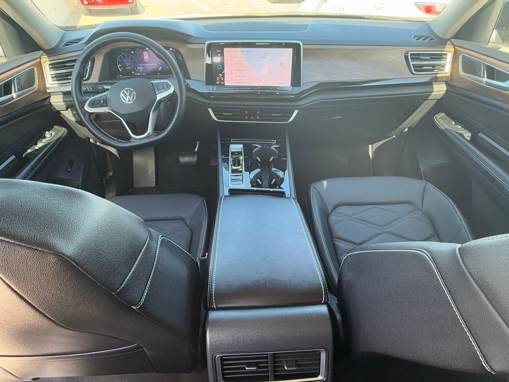 2026 Volkswagen Atlas SE w/Tech - Photo 18