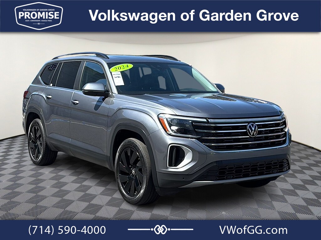 Used 2024 Volkswagen Atlas 2.0T SE w/Technology SUV