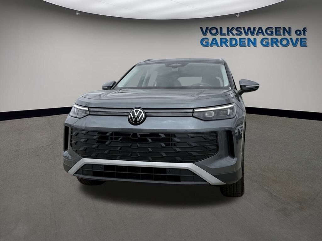 2025 Volkswagen Tiguan S photo 4