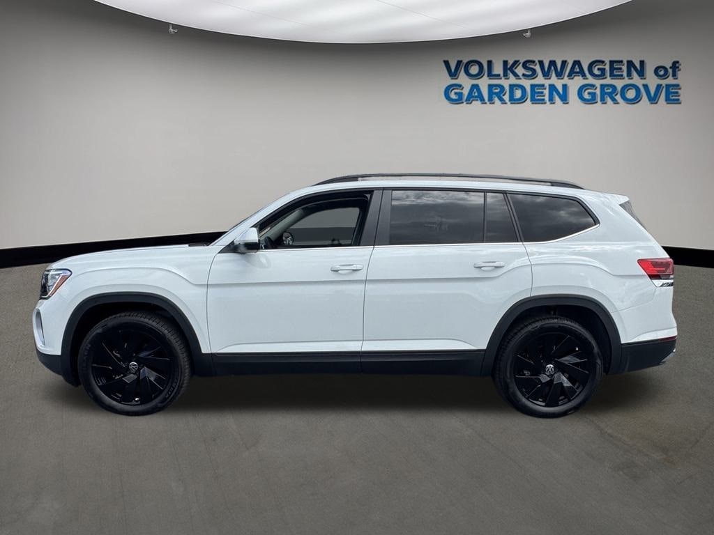 New 2025 Volkswagen Atlas 2.0T SE w/Technology SUV