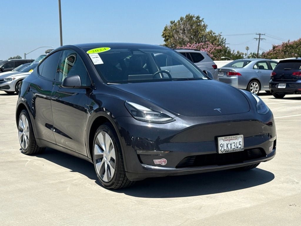 Used 2024 Tesla Model Y Long Range with VIN 7SAYGDEE5RA243943 for sale in Garden Grove, CA