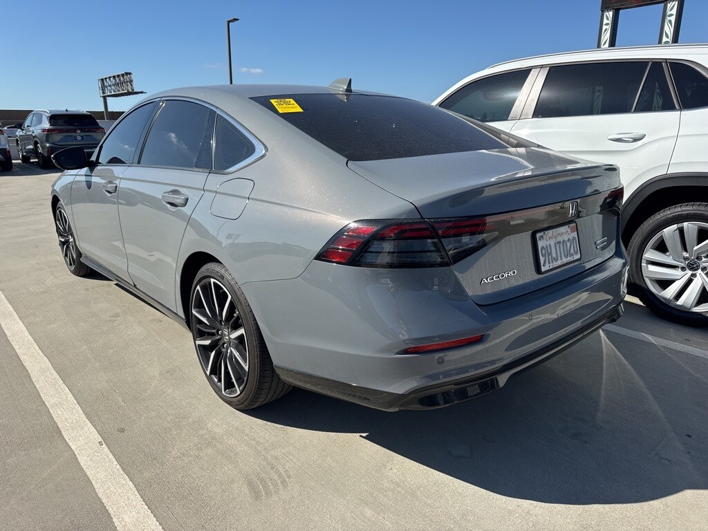 2023 Honda Accord Hybrid Touring photo 4