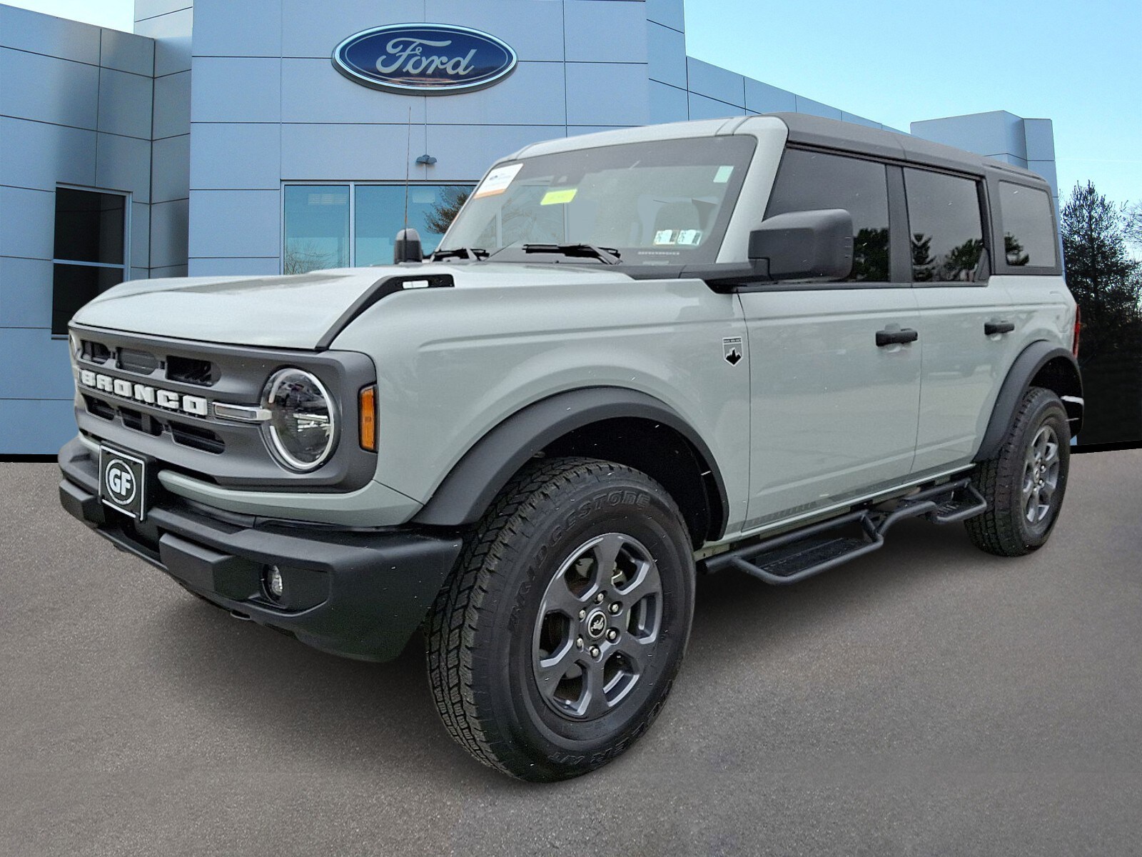 2024 Ford Bronco Big Bend photo 3