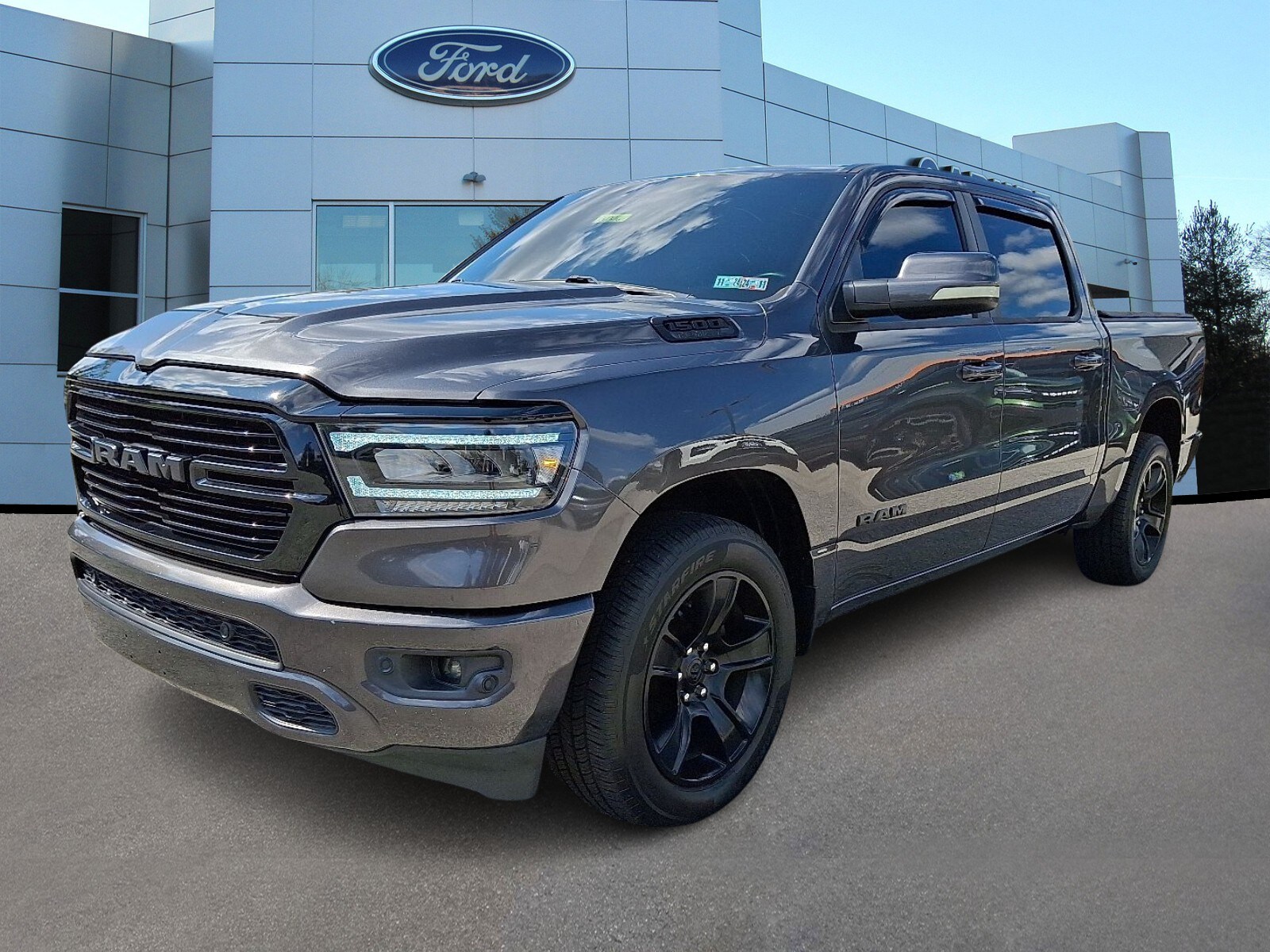 2020 Ram 1500 Big Horn photo 3