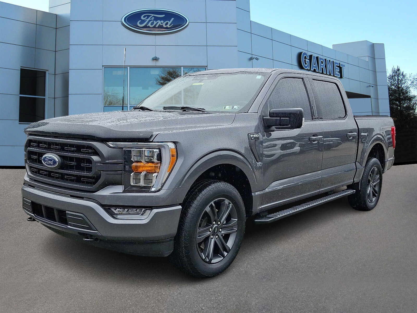 2023 Ford F-150 XLT photo 3