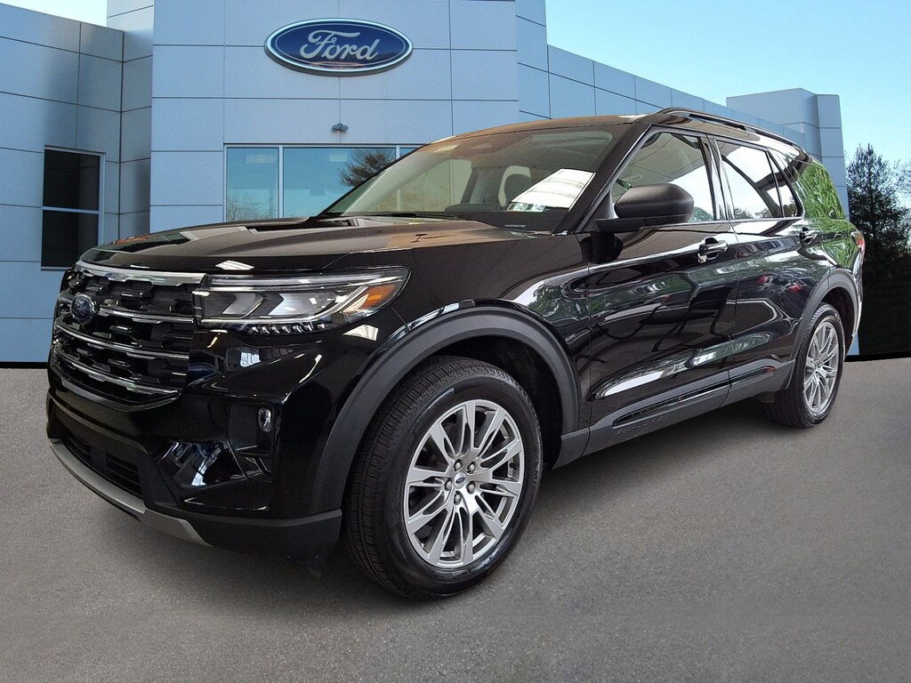Used 2026 Ford Explorer Active