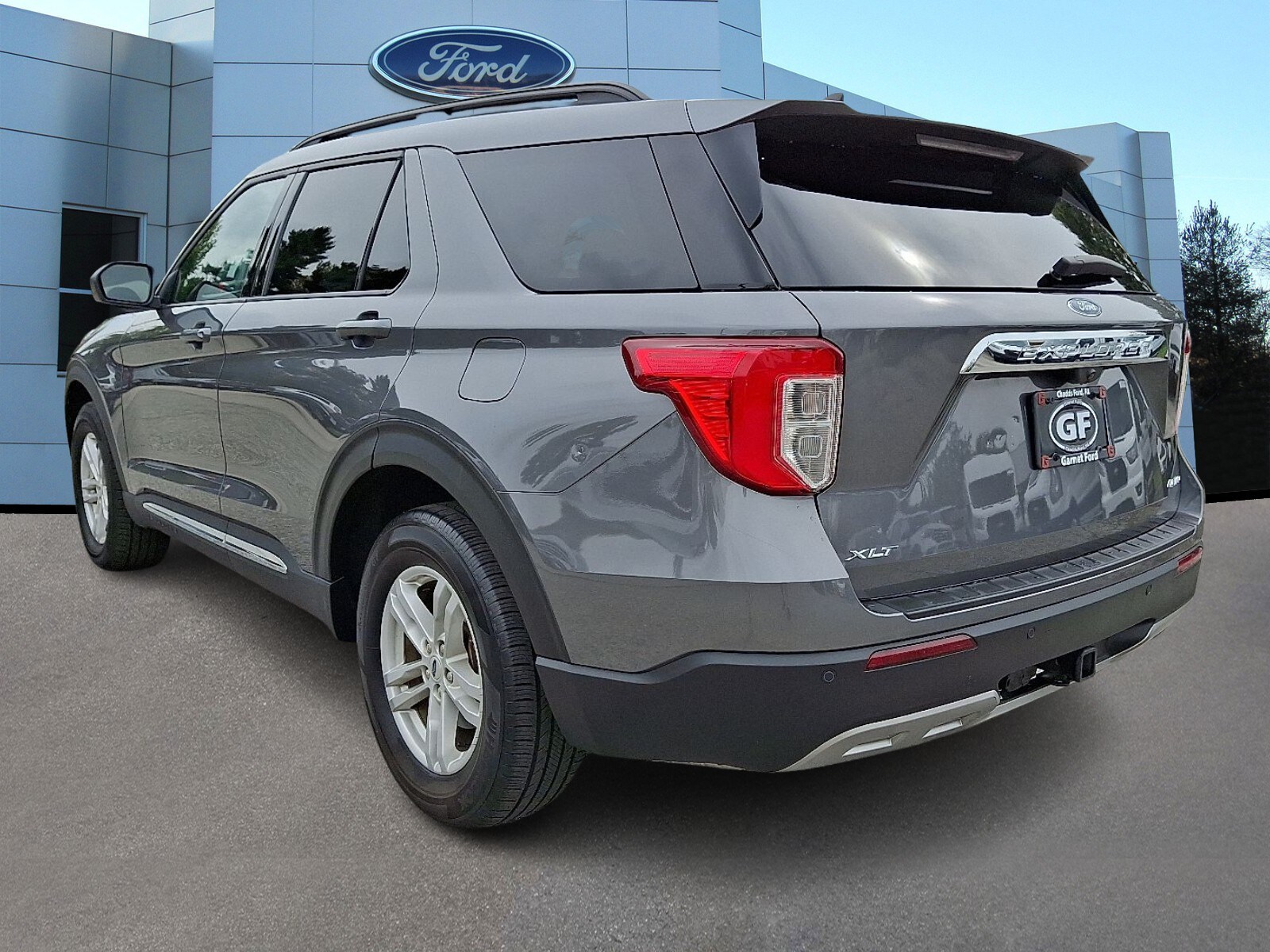 2023 Ford Explorer XLT photo 4