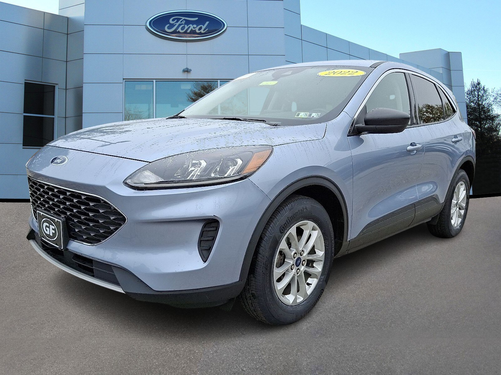 2022 Ford Escape SE photo 3