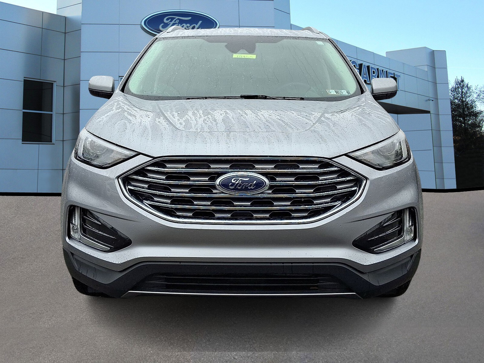 2022 Ford Edge SEL photo 2