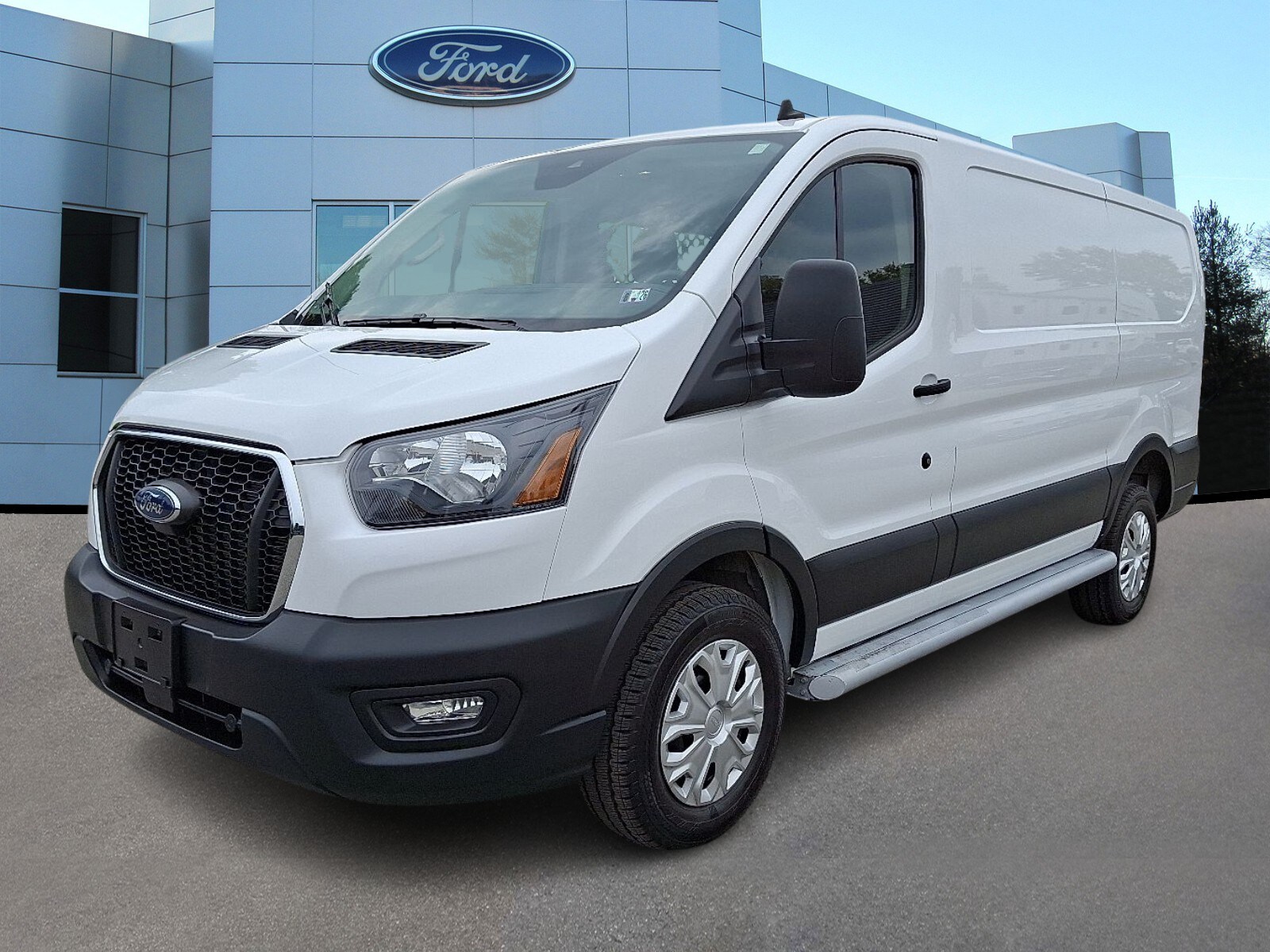 2023 Ford Transit photo 3