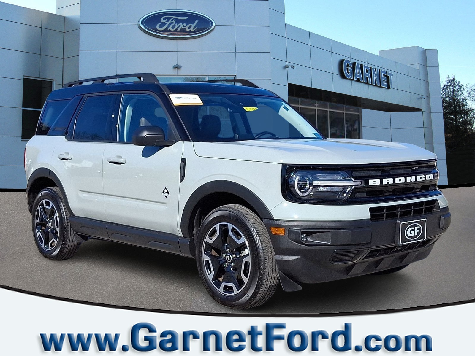 2024 Ford Bronco Sport Outer Banks's photo