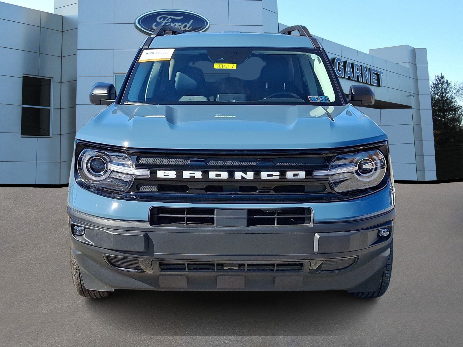 2023 Ford Bronco Sport Outer Banks photo 2