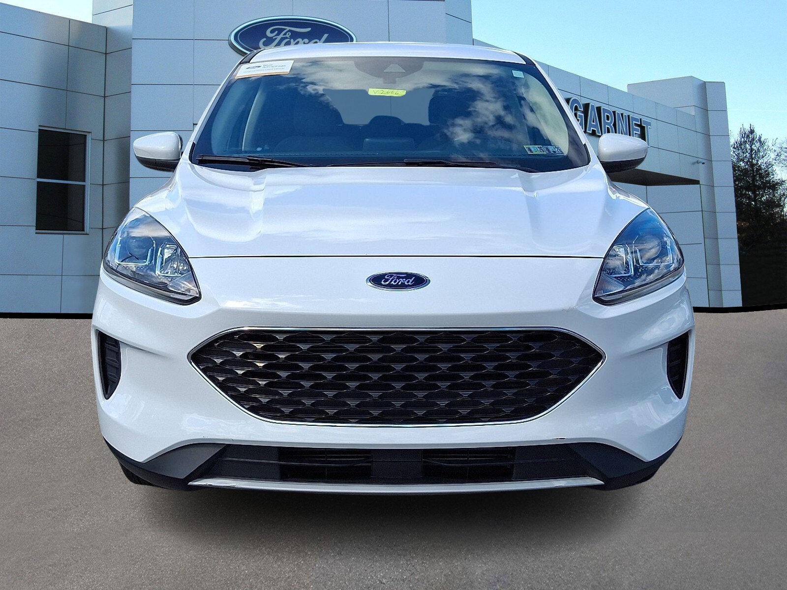 2020 Ford Escape SE photo 2